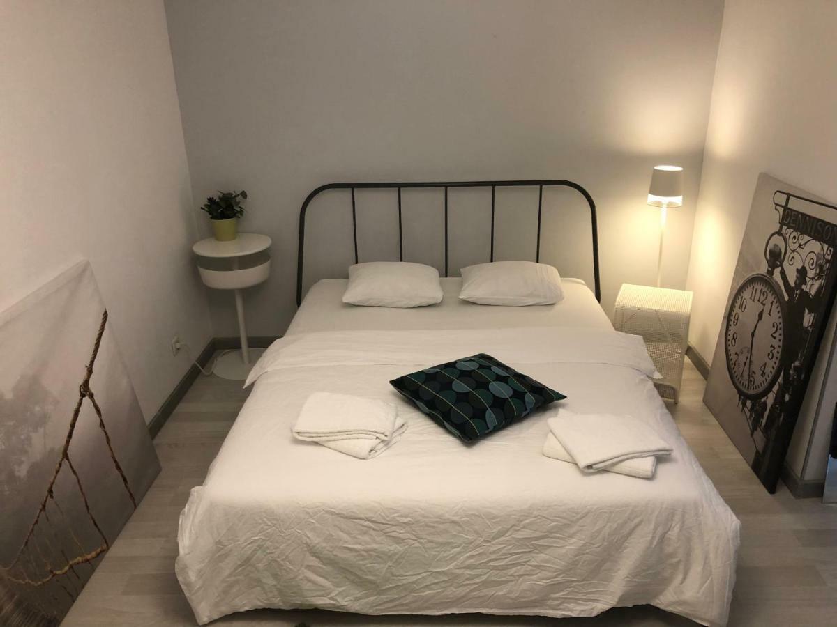 Green Apartment With Terrace 12 부쿠레슈티 외부 사진