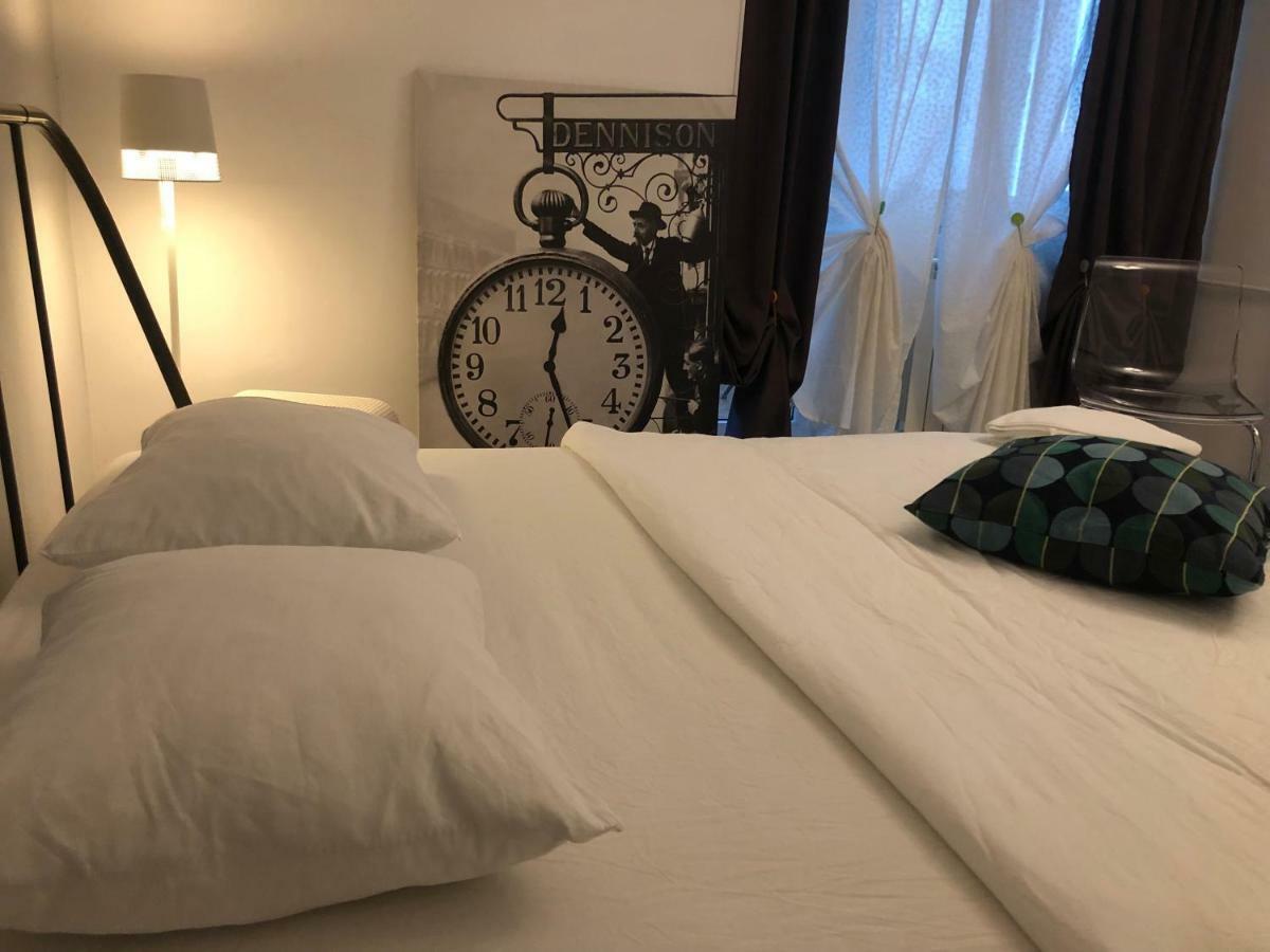 Green Apartment With Terrace 12 부쿠레슈티 외부 사진