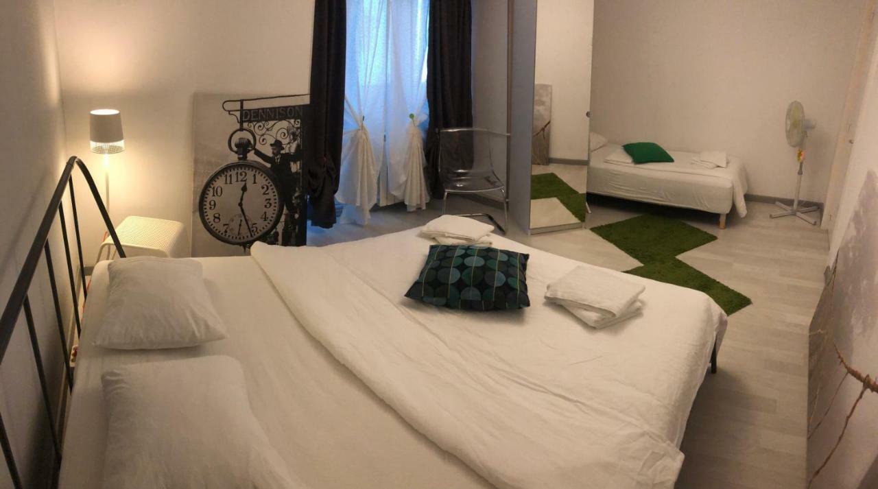 Green Apartment With Terrace 12 부쿠레슈티 외부 사진